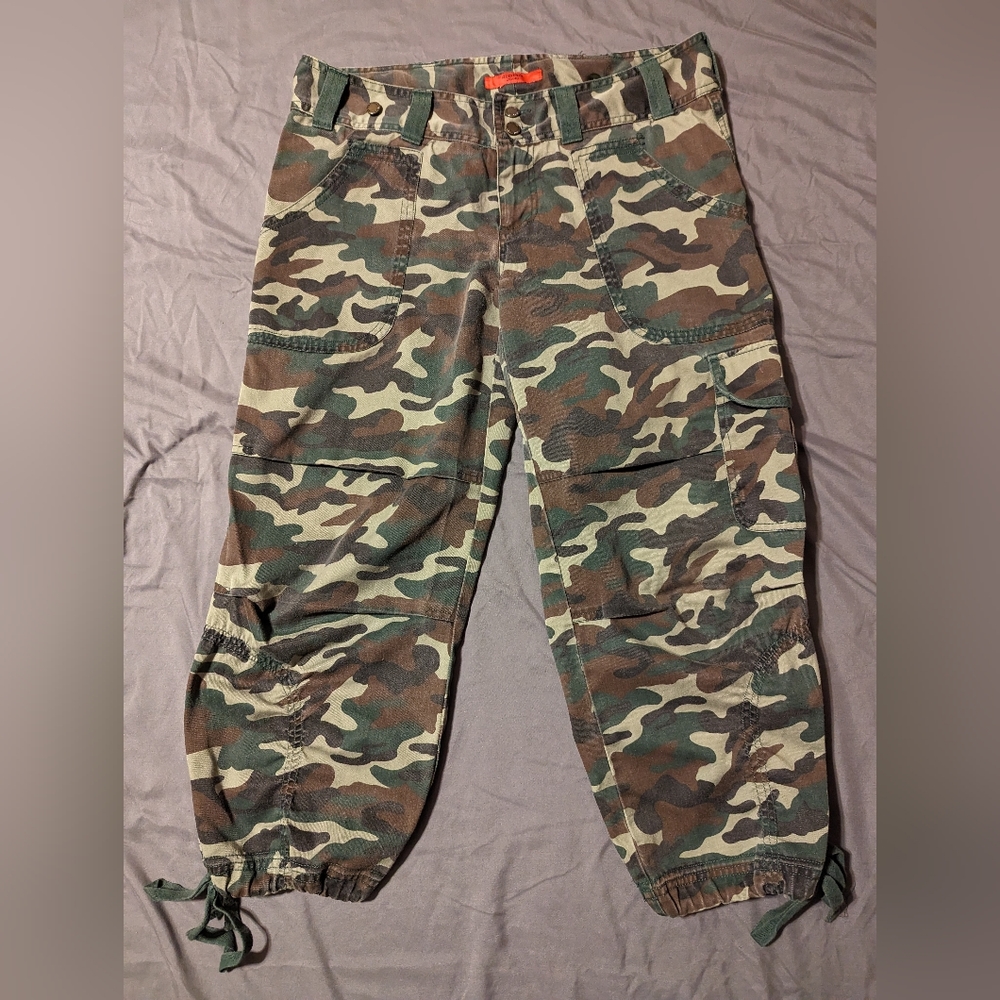 Camo Capri's